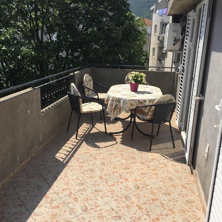 Apartments Sim Budva Exterior photo